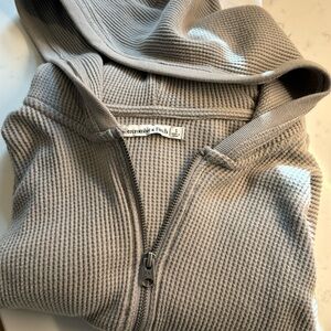 Abercrombie & Fitch cropped waffle knit hoodie